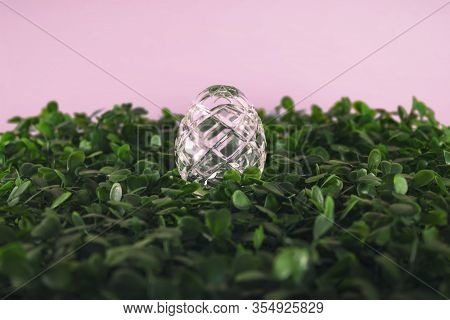 Focusan Easter Egg On The Grass. Eater Egg, Sign Of Easter S Day Festival. Close Up Of Traditional E