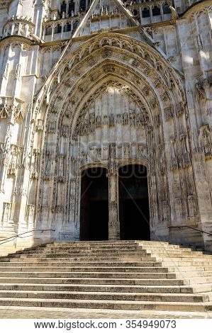 Facade Of The Beauvais Cathedral, The Cathedral Of Saint Peter Of Beauvais, Roman Catholic Church Is