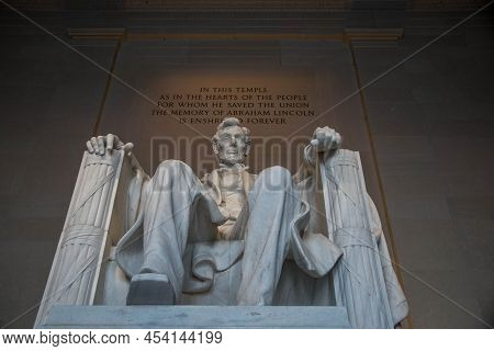 Washington, D.c. March 30, 2022, Looking Up At The Statue Of Abraham Lincoln Inside Of The Lincoln M