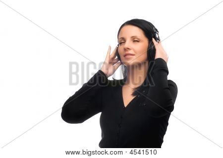 Genç ve güzel kız müzik dinlemek