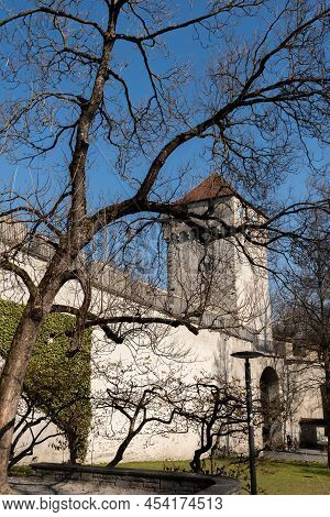 Lucerne, Switzerland, March 10, 2022 Historic Old Musegg Wall And Tower In The City Center