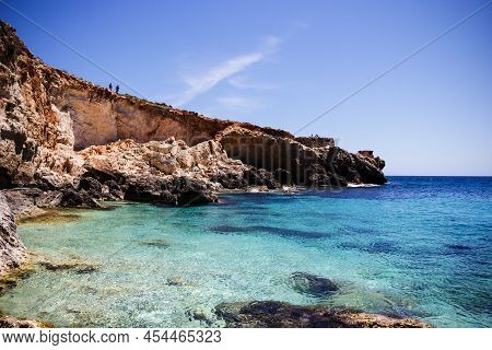 Ghar Lapsi / Malta - 01-may-2020 Rocky Coast Of The Sea
