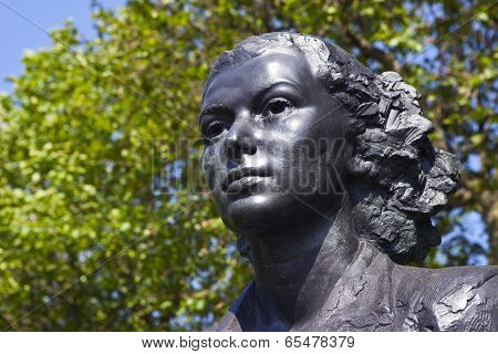 World War Ii Special Operations Executive Memorial In London