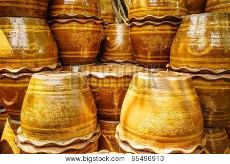 Shiny Terra-cotta Flower Pot