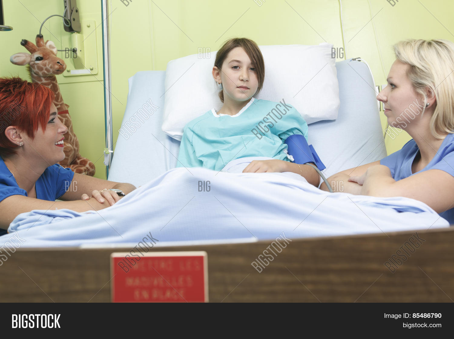 Little Girl Hospital Image & Photo (Free Trial) Bigstock