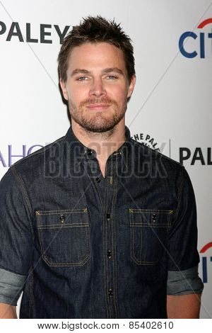 LOS ANGELES - MAR 14:  Stephen Amell at the PaleyFEST LA 2015 - 