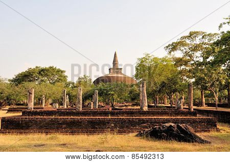 Rankoth Ancient Buddhist Stupa, Polonnaruwa, Sri Lanka