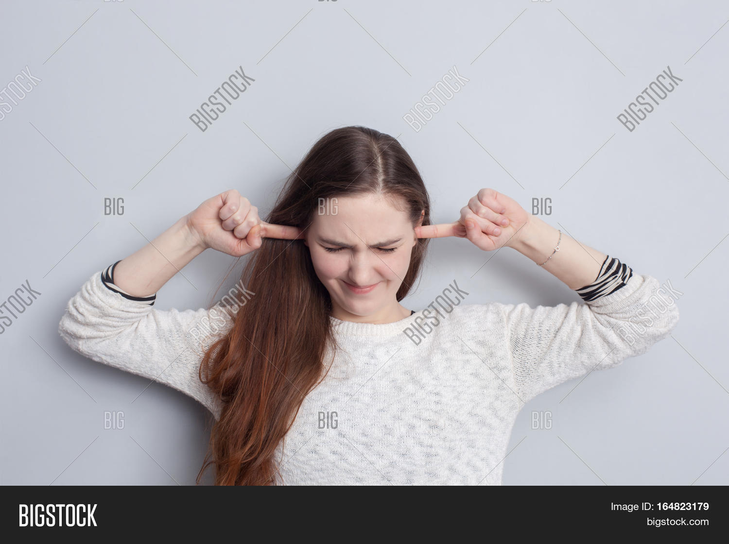 Страх громких звуков. Акустикофобия. Акустикофобия. Мысли в голове. Умственные расстройства.