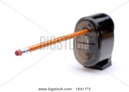 einen Bleistift schärfen