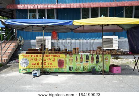 Roadside Stall Selling Maltose Candy Biscuit At Tualang In Malaysia