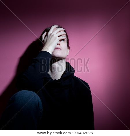 Ung kvinde lider af svær depression