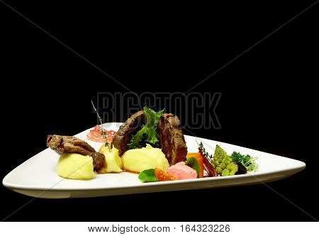 Beef Mignon With Mashed Potato