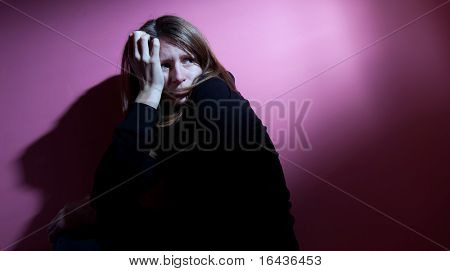 Ung kvinde lider af svær depression