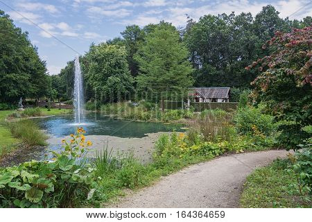 English garden style park Mondo Verde Netherlands.