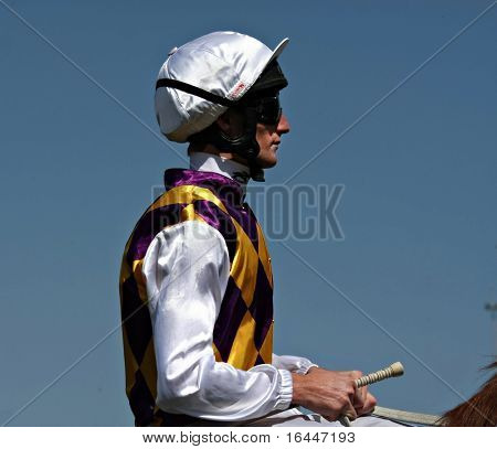 6 Listopada - MELBOURNE Brad Rawiller na Jeune De Coeur dla Oaks 2008 w Flemington w Melb