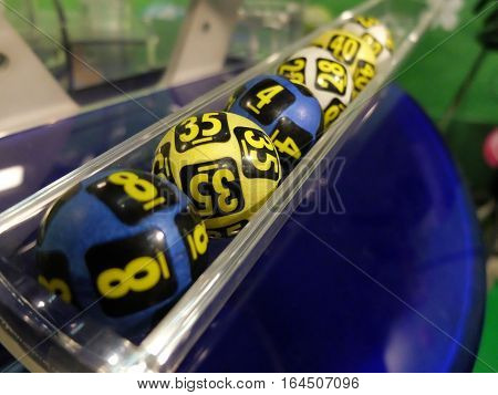 Image of lottery balls during extraction of the winning numbers.