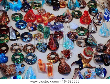 Precious Hangings And Murano Glass Accessories For Sale In Marke