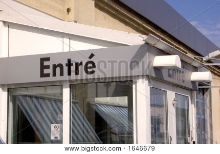 Entre