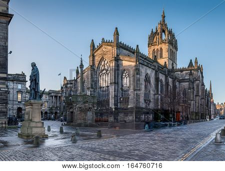 St Giles Cathedral in Edinburgh old town