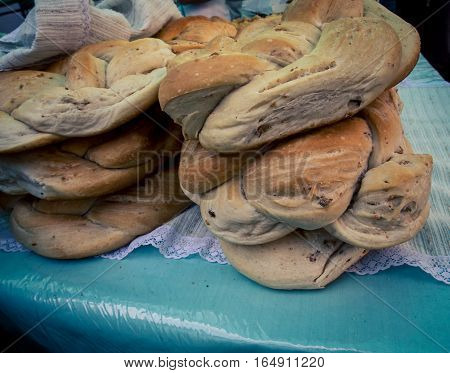 Fresh raisin loaf at the Feria de Mataderos