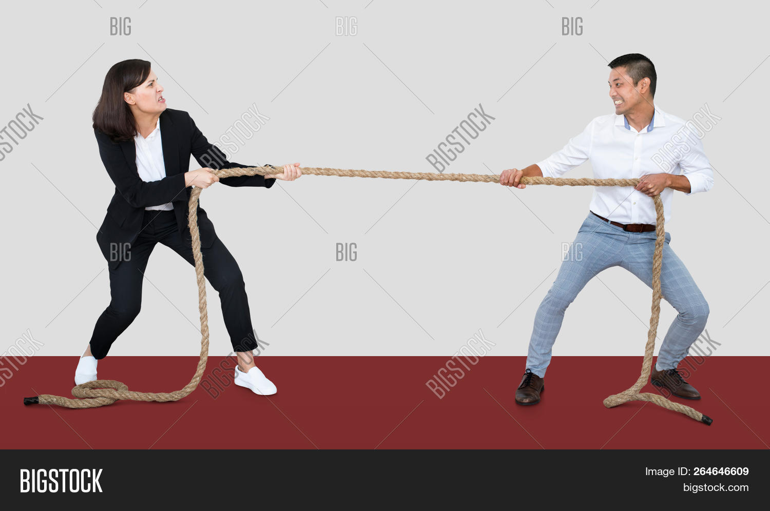 Успешный человек и к нему тянутся много людей. Если душа тянется не. Меня тянет тебя. Тянет веревку. Шаг навстречу друг другу.