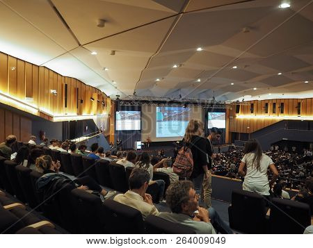 Palazzo Della Cultura E Dei Congressi In Bologna