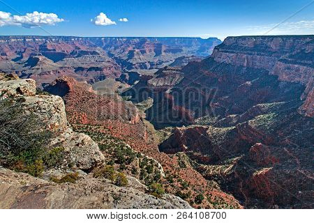 Sunrise At Mather Point, Grand Canyon National Park, Arizona. Photo Shows A Group Of Tourists Watchi