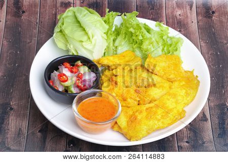 Charcoal Boiled Chicken Satay, Homemade, Served With Cucumber Chili Sauce As Ar Jad In Thai And Nut 