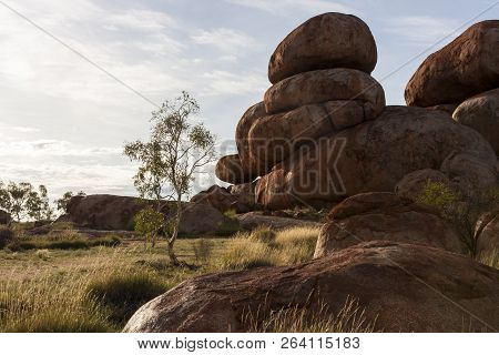 Devils Marbles (karlu Karlu) Conservation Reserve, Northern Territory, Australia