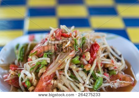 Papaya Salad Or Papaya Pok Pok (som Tum)