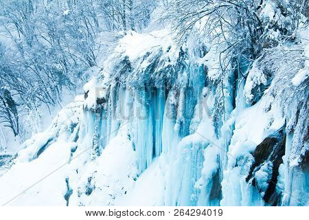 Croatia, Plitivice, Frozen Waterfalls In Winter In Popular Nature Park Plitvicka Jezera