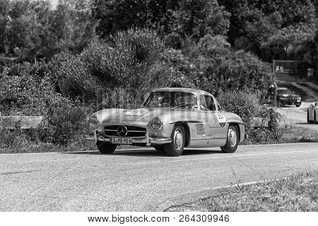 Pesaro Colle San Bartolo , Italy - May 17 - 2018 : Mercedes-benz 300 Sl CoupÉ (w198) 1955 On An Old 