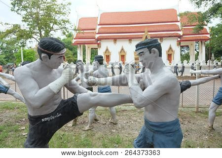Samut Songkhram, Thailand - Oct 5, 2018 : Muay Thai Statue At Wat Bang Kung Temple, Samut Songkhram,