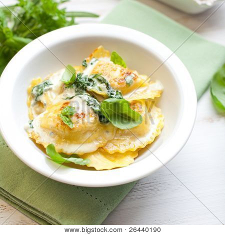 Panzerotti s nivovou omáčkou a špenátem