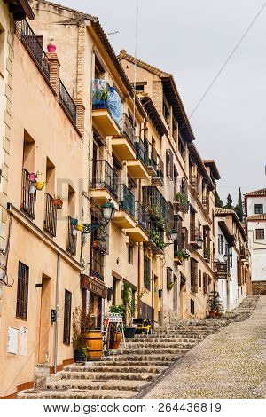 Granada, Spain, April 06, 2018: Street View Of The Historic District Of Albaicin In Granada, Andalus