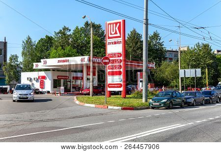 Saint Petersburg, Russia - August 10, 2018: Lukoil Gas Station With Fueling Cars. Lukoil Is One Of T