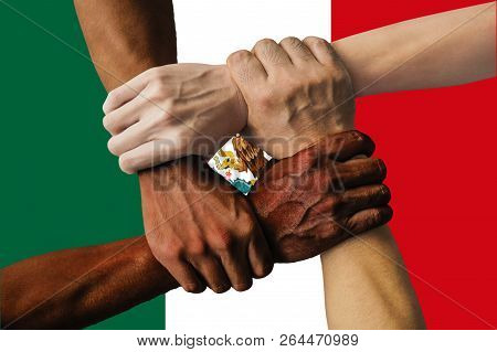 Mexiko Flag Multicultural Group Of Young People Integration Diversity Isolated