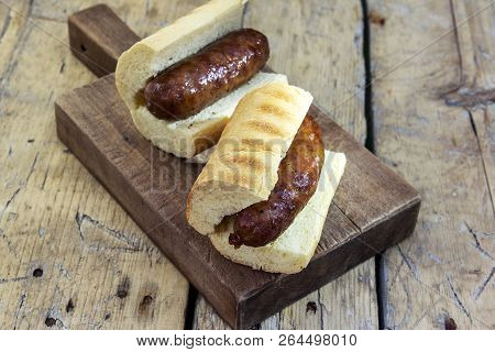 Sandwiches With Grilled Sausages