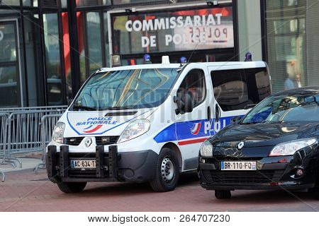 Paris, France - October 16, 2018: French Police Van Renault Trafic Parked In Front Of The Police Sta