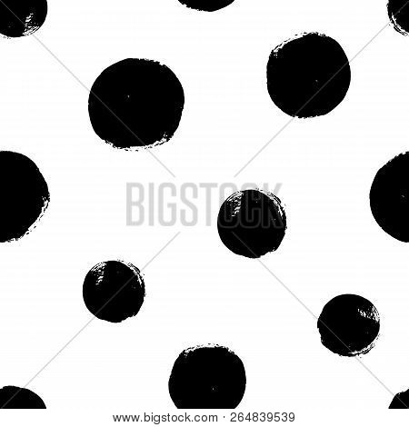Hand Drawn Seamles Pattern With Textured Circles. Uneven Polka Dot Design, Vector Illustration.