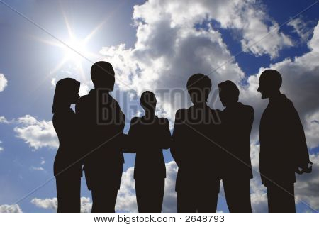 Unternehmen Silhouette auf bedeckt