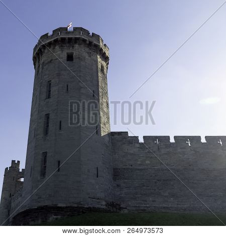 Warwick, Uk - October 21: Picture Of Warwick Castle - Guys Tower On October 21, 2018 In Warwick, War