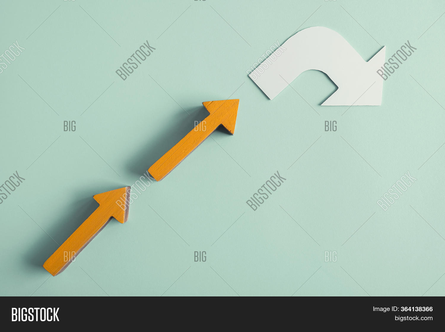 White Arrow Turning Image & Photo (Free Trial) | Bigstock
