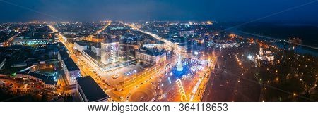 Gomel, Belarus - January 13, 2020: Main Christmas Tree And Festive Illumination On Lenin Square In H