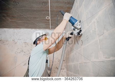 Builder Worker Cutting Image & Photo (Free Trial) | Bigstock