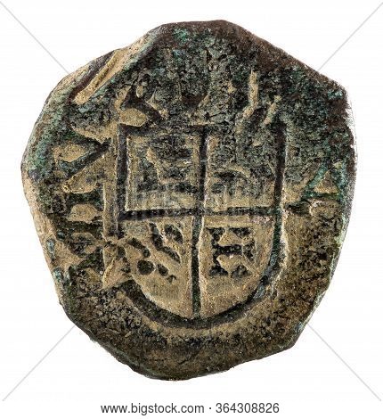 Ancient Copper Coin Of The Spanish King Felipe Iv. Reverse.