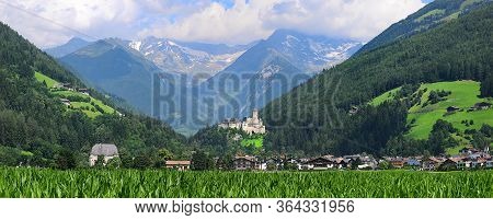 Castle Taufers In Campo Tures. Valle Aurina Near Brunico, South Tyrol In Italy.