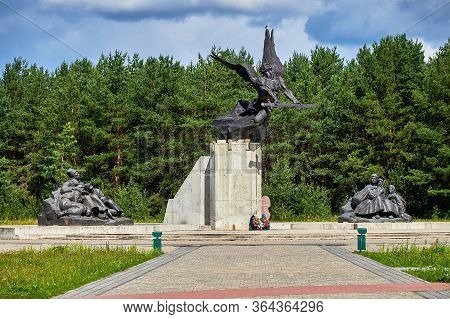 Belarus, Smorgon, August 2019. Memorial Complex In Memory Of Those Who Died In The First World War.