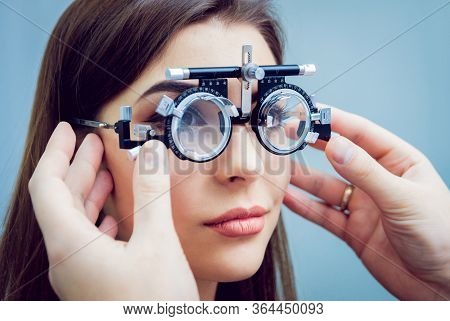 Consultation With An Ophthalmologist. Medical Equipment. Coreometry.