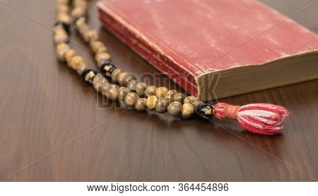 Ramadan, The Muslim Rosary